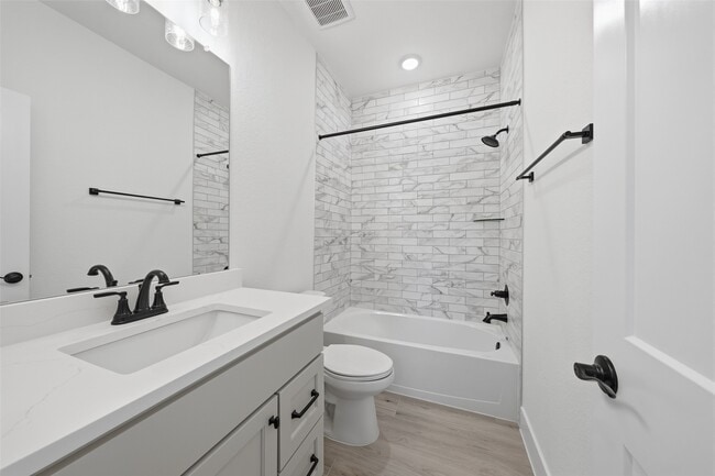 Photo - 2903 Orange Leaf Dr