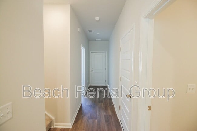 Photo - 1382 Speedway St