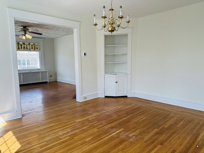 Photo - 1258 Girard Ave