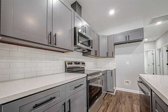 Photo - 7234 St Augustine St