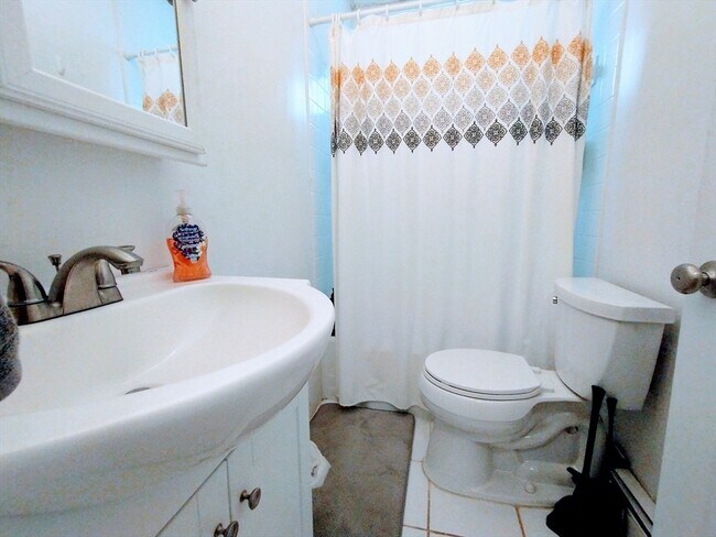 Photo - 10 Hardwick St Unit 3