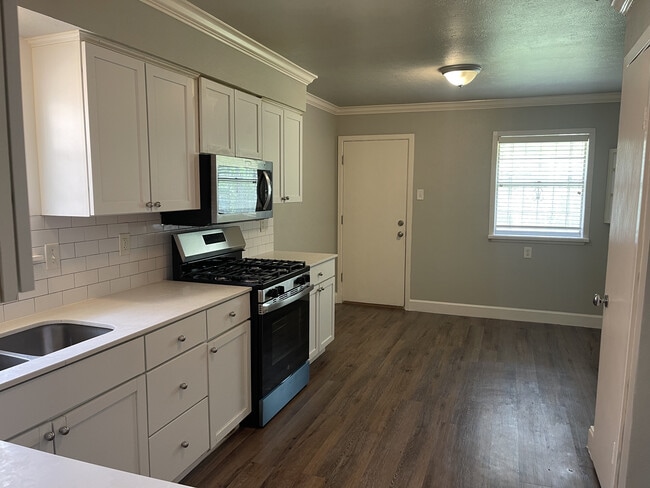 Photo - 1534 Harlandale Ave