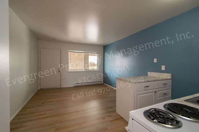 Photo - 2008 W Plum St