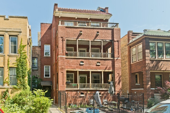Building Photo - 910 W Gunnison St Unit G