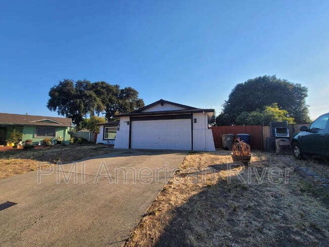 7933 Valley Green Dr