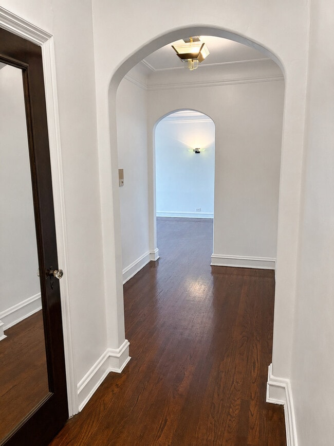 Photo - 7348 N Ridge Blvd Unit 13B