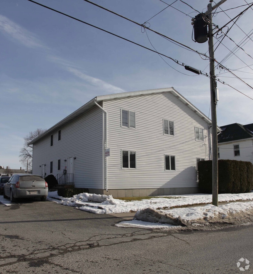 Photo - 58 Brown St