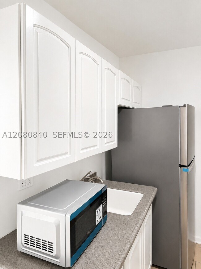 Photo - 4790 SW 65th Ave Unit 1
