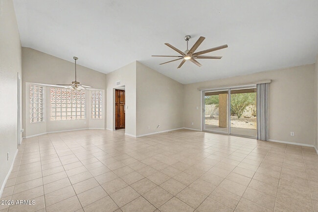Photo - 907 N 85th Pl