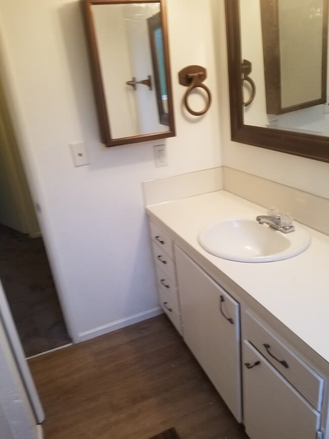 Photo - 2500 Howard Ave Unidad 3