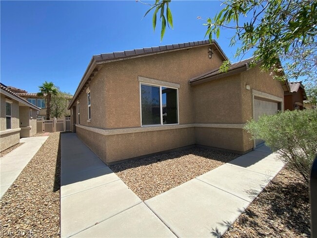Photo - 1000 Aspen Cliff Dr
