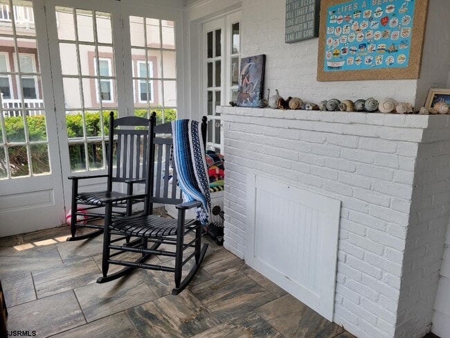 Photo - 20 S Martindale Ave