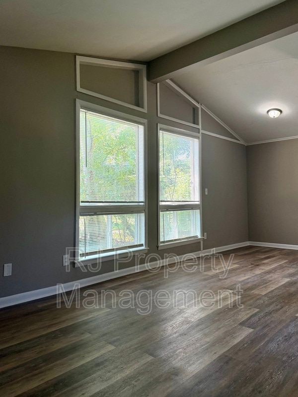 Photo - 3417 Edgar St