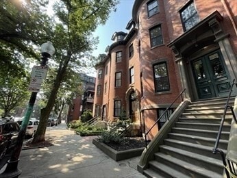 Photo - 62 W Rutland Square Unit 10