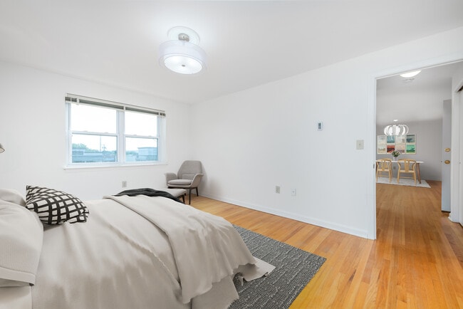 Signal View Apartments
