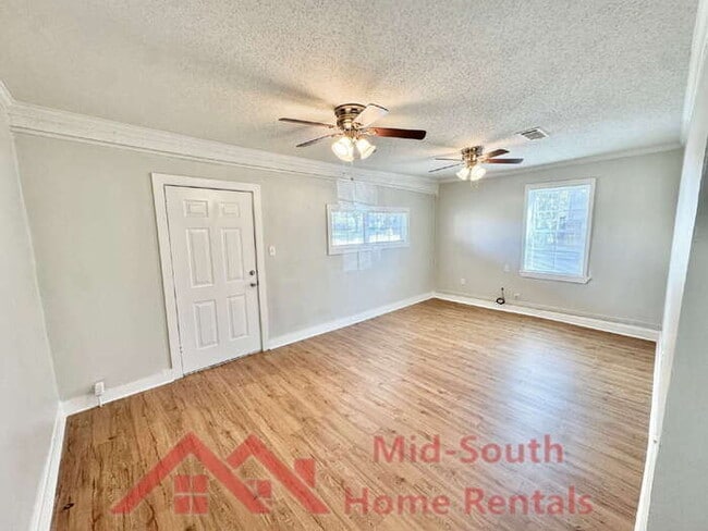 Photo - 2603 Carnes Ave