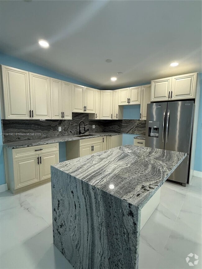 Building Photo - 530 NW 116th Terrace Rental