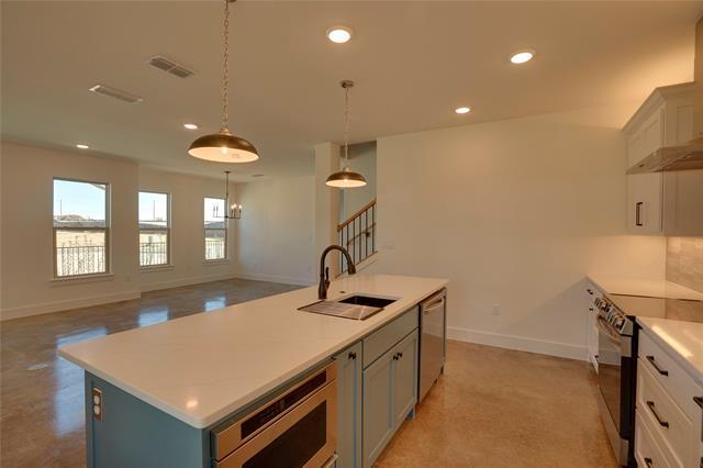 Photo - 300 Red Bird Ln