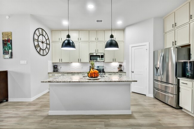 Photo - 26268 Astral Wy