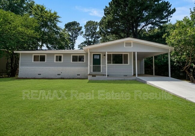 Building Photo - 113 N Nolan Ave