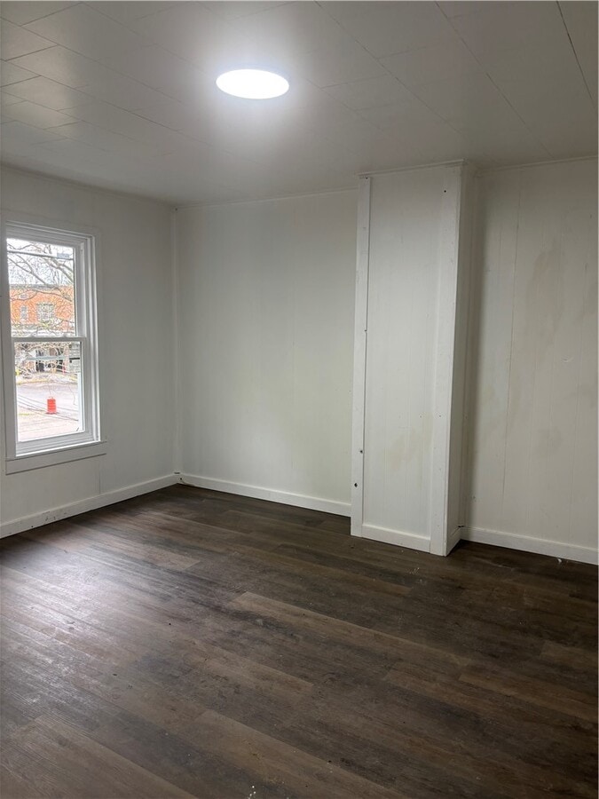 Photo - 160 Boardman St