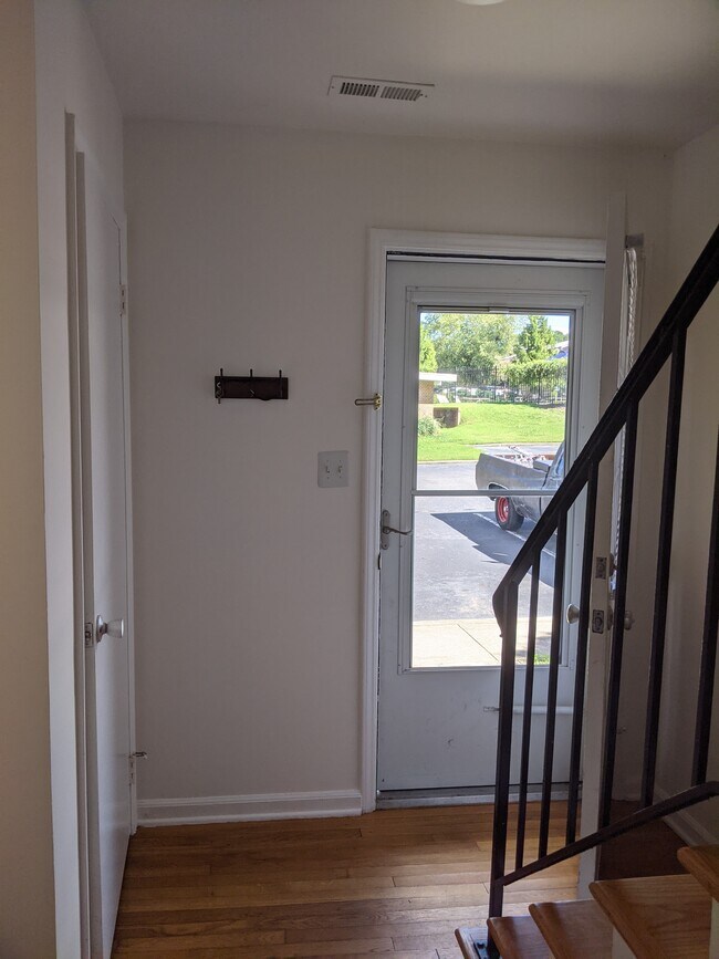Photo - 400 Davie Rd Unit 31