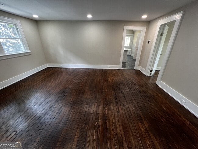 Photo - 129 Whitefoord Ave NE