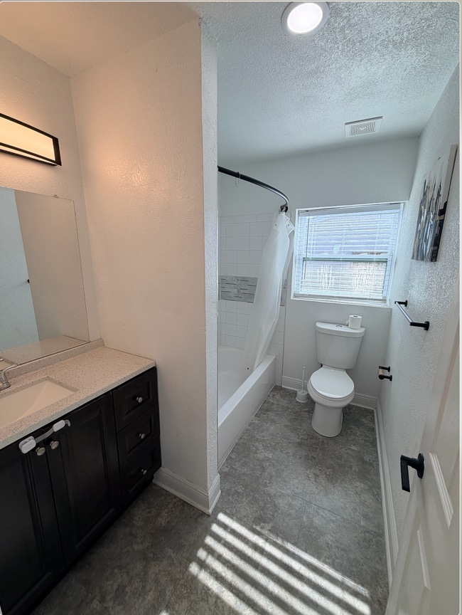 Photo - 2703 W Spruce St