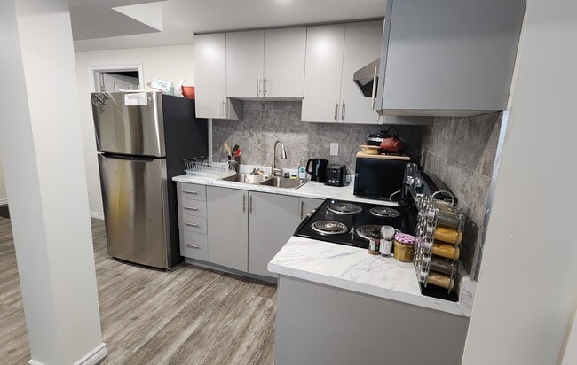 Photo - 2011 Grand Blvd