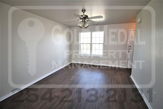 Photo - Charming Cove Living on Ave E! 401 W Ave E, Unit C