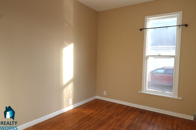 Photo - 926 S 14th St Unit #1