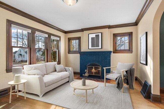 Photo - 2300 NE McKinley St