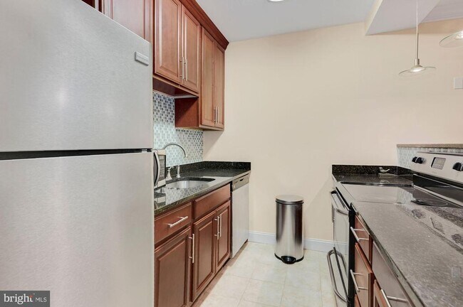 4301 Massachusetts Ave NW Unit A211