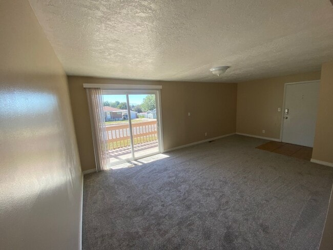Photo - 2182 W 5600 S
