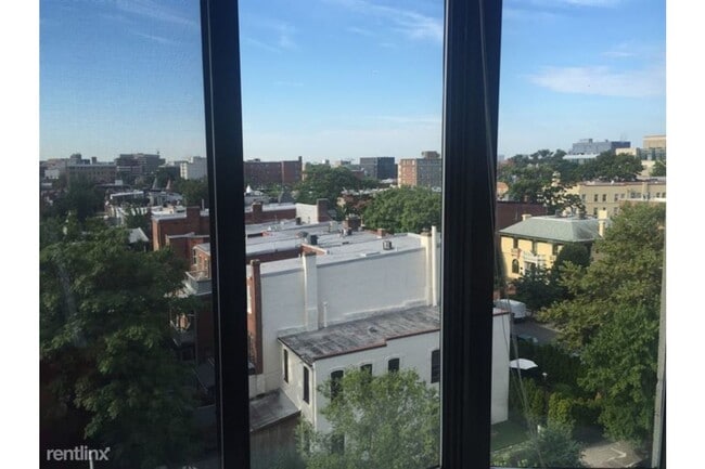 Photo - 1825 T St NW