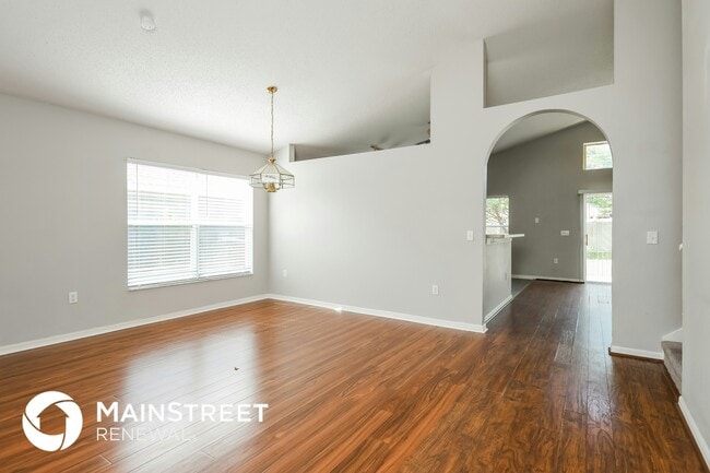 Photo - 1170 Creekview Ct