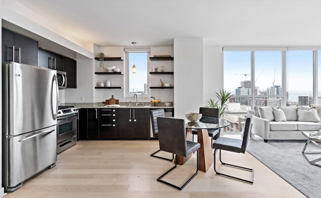 Photo - 300 Berry St Unidad 1508