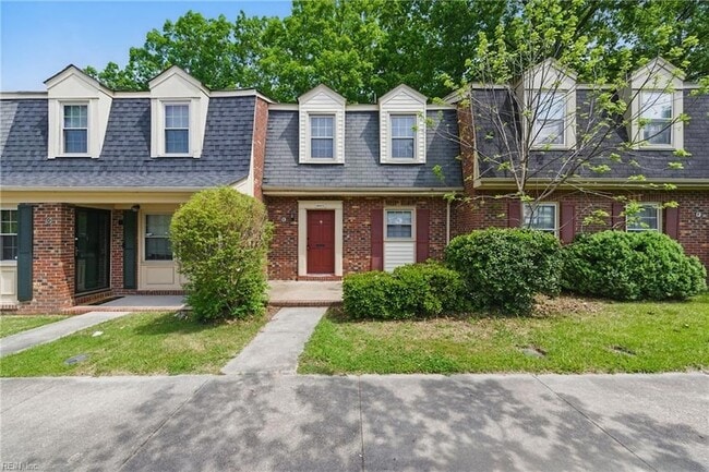 Photo - 14547 Old Courthouse Way