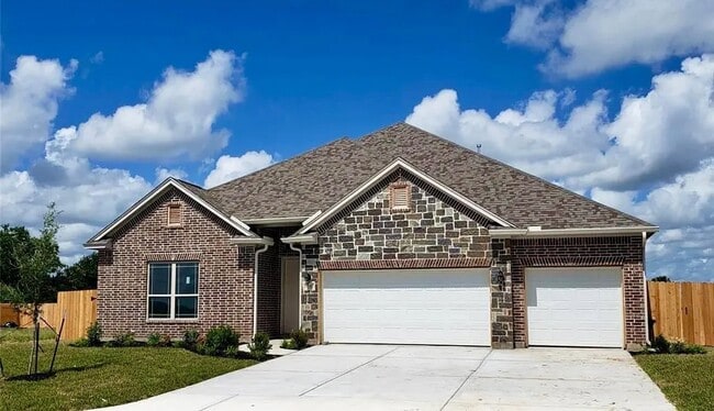 Building Photo - 1110 Bernard Meadows Dr