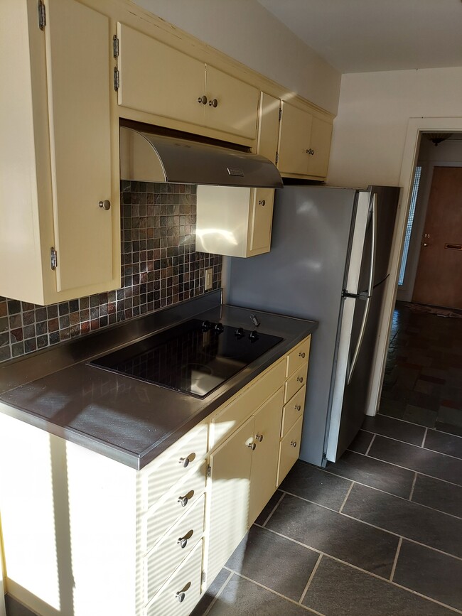 Building Photo - 2883 Charing Rd Unit 2883 Rental