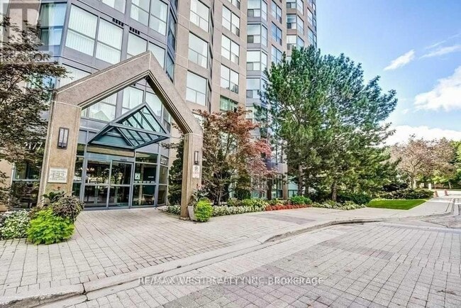 Photo - 2177 Burnhamthorpe Rd W Unité 701