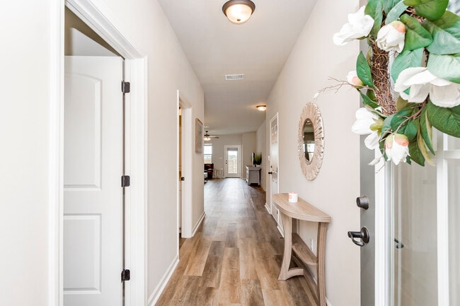 Photo - 2800 S Roth Ave