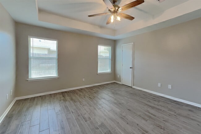 Building Photo - 3431 W Rainmill Dr