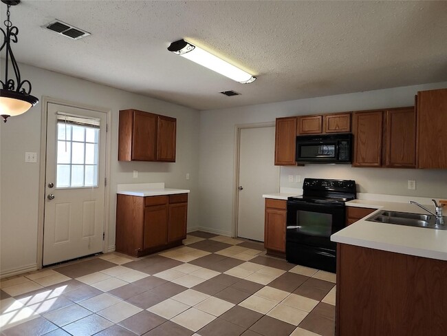 Photo - 1604 Carolina Ridge Way