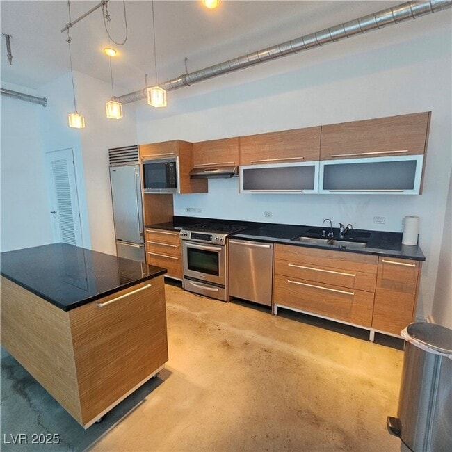 Building Photo - 200 Hoover Ave Unit 1402 Rental