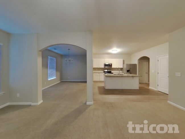 Photo - 174 Southwind Cir