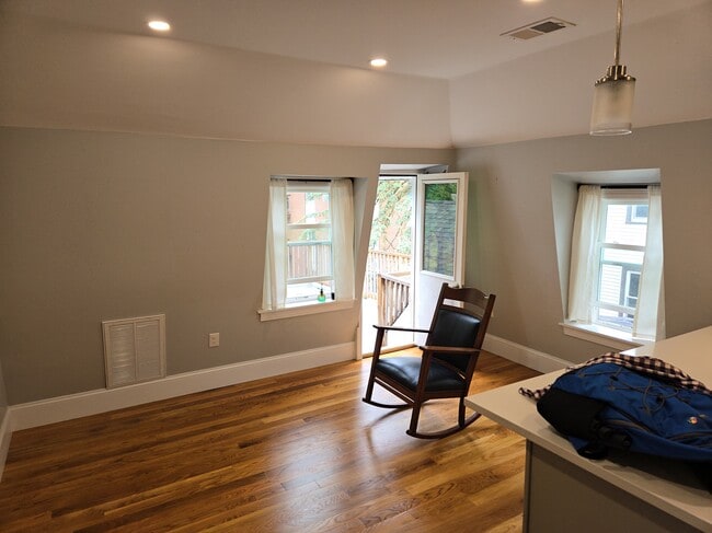 Photo - 1000 River St Unit Apt 3