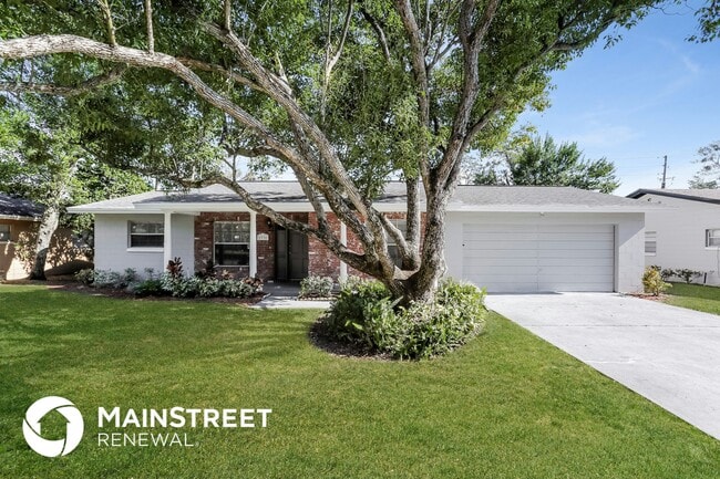 Building Photo - 1930 Shoshonee Trail