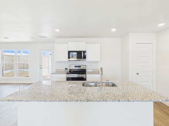 Building Photo - 2801 Ranch House Rd