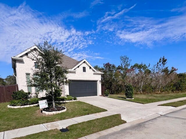 Photo - 3415 Zuse St